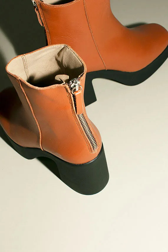 Cognac Drue 3.0 Platform Boot