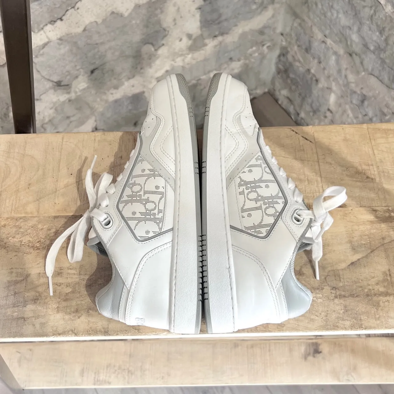 Dior B27 White Grey Oblique Leather Low Top Sneakers