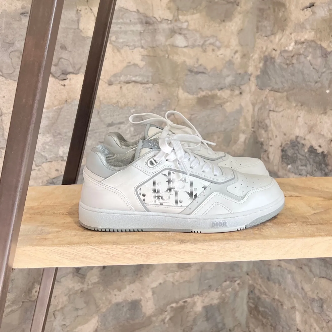 Dior B27 White Grey Oblique Leather Low Top Sneakers