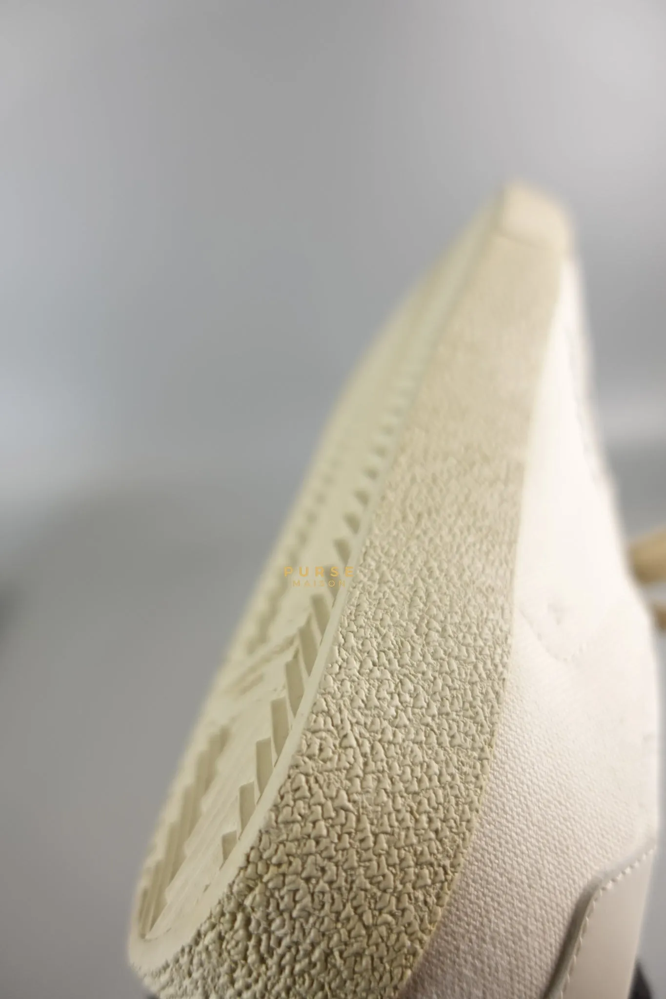 YSL Distressed Canvas Court Classic Ivory White Sneakers Size 39 (25cm)