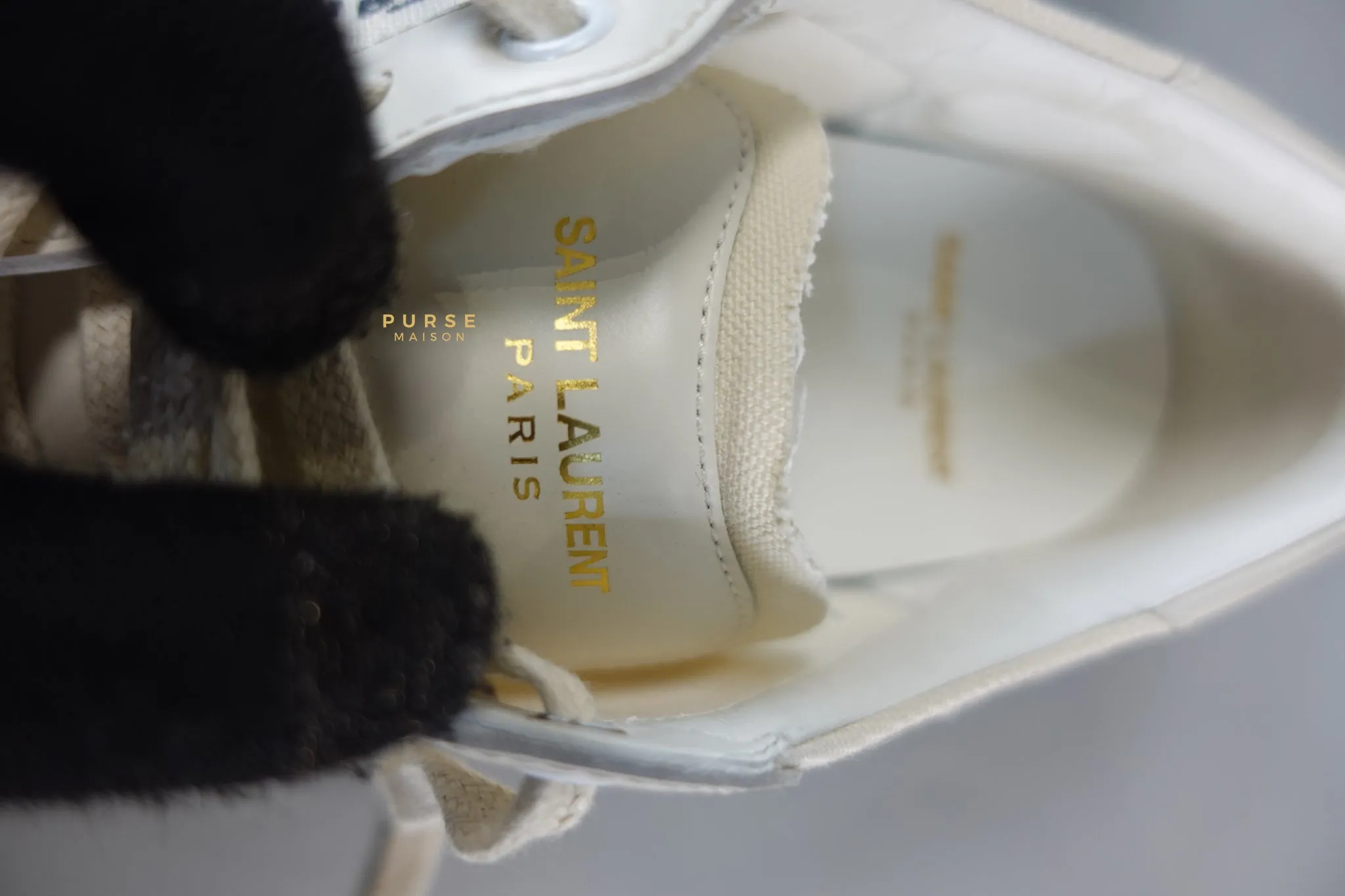 YSL Distressed Canvas Court Classic Ivory White Sneakers Size 39 (25cm)